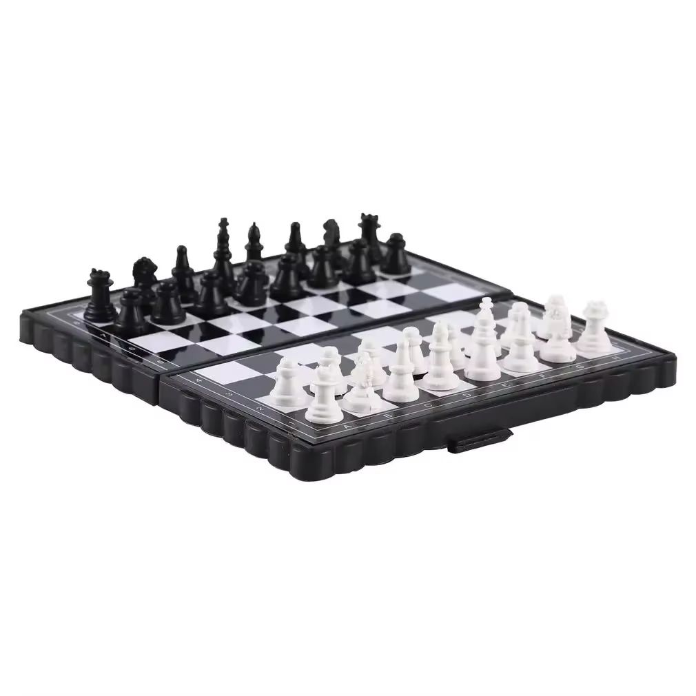 1Pc Mini Magnetic  Chess Set   - Outdoor Games For Kids recension och pris
