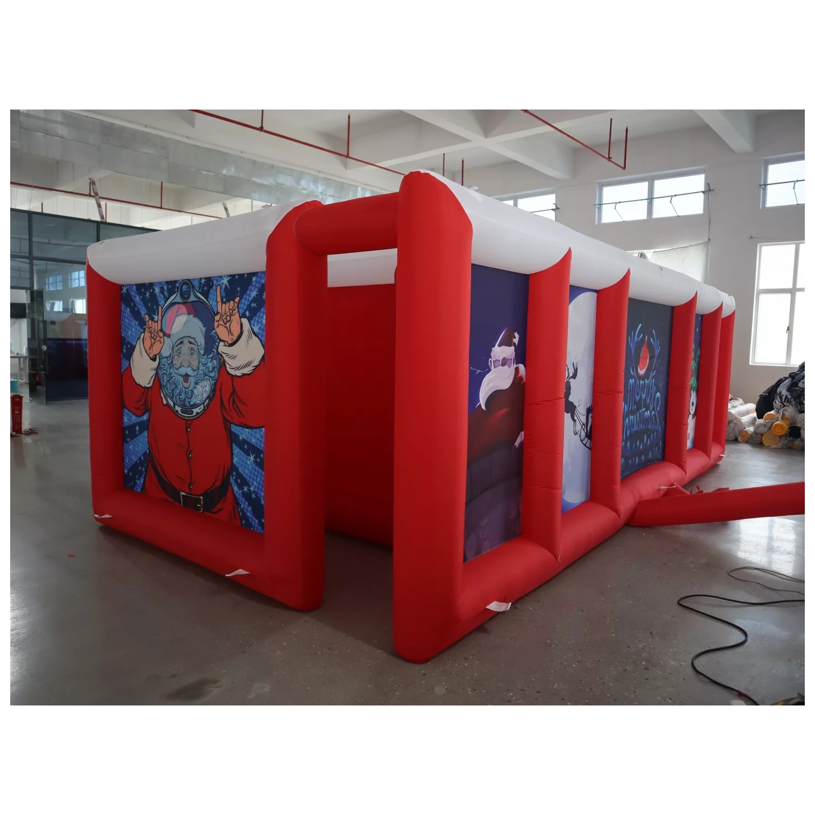 Large Red White Flat Roof Infl - Outdoor Games For Kids recension och pris