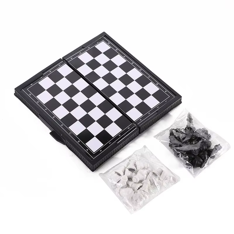 Chess Set  Mini Magnetic  Fold - Kids Outdoor Toys B&Q recension och pris